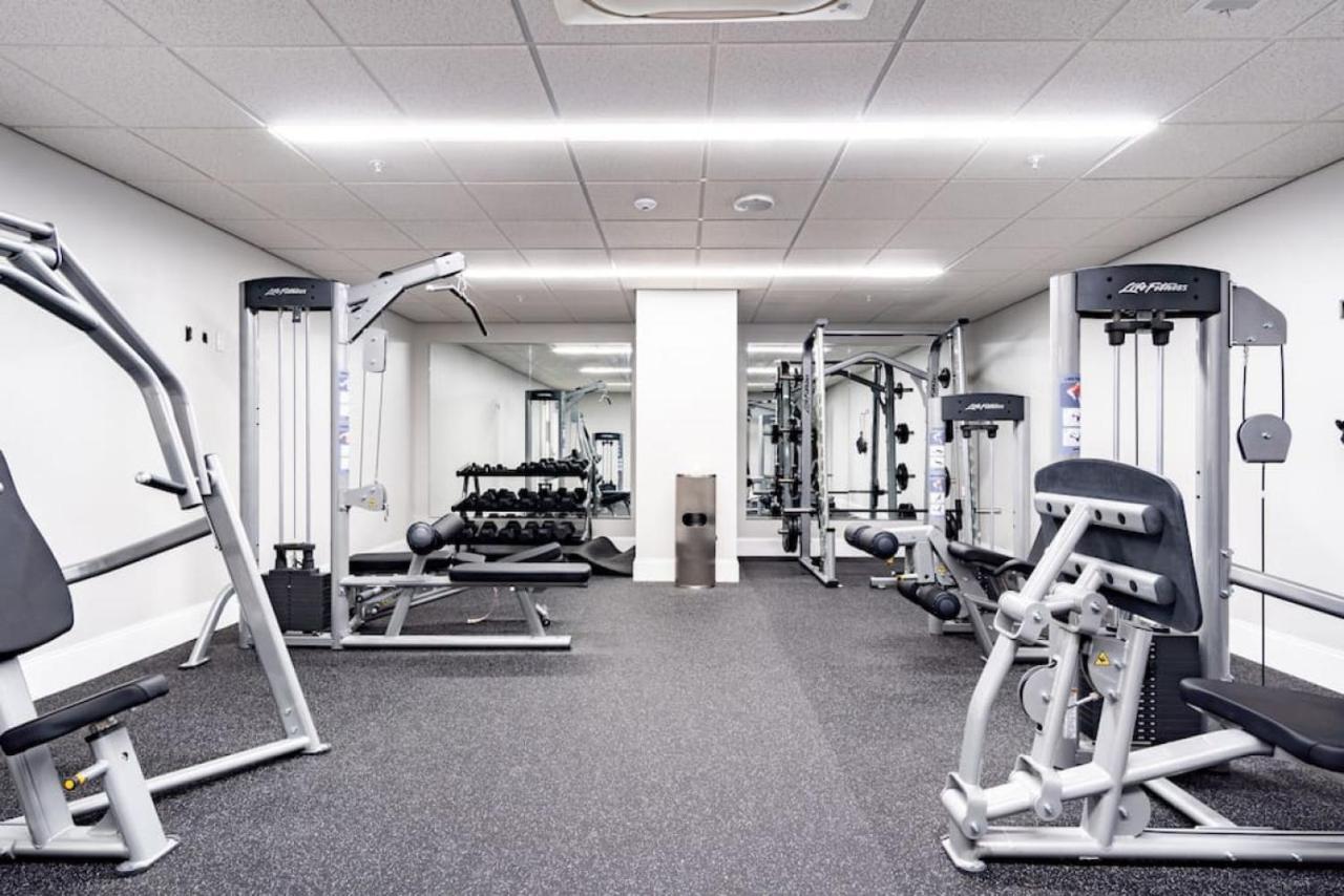 Hostwise - The Washington At Chatham - Free Parking, Private Gym, More! *
