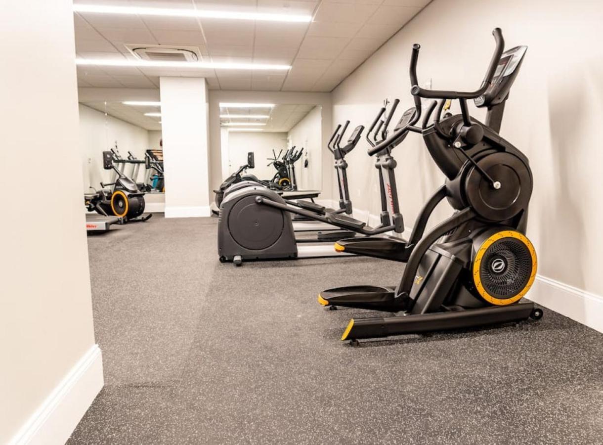 Apartamento Hostwise - The Washington At Chatham - Free Parking, Private Gym, More! *