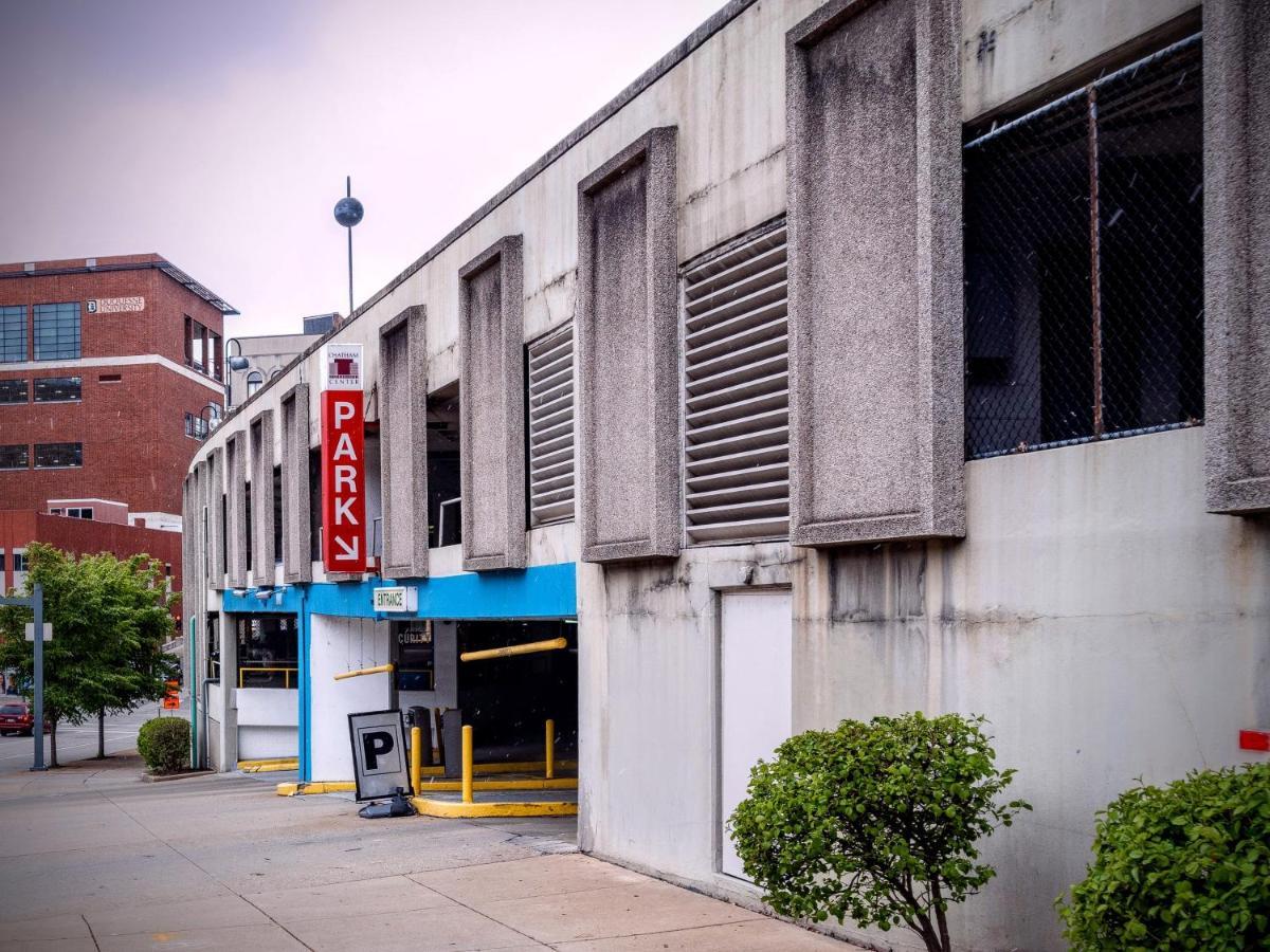 Apartamento Hostwise - The Washington At Chatham - Free Parking, Private Gym, More! *